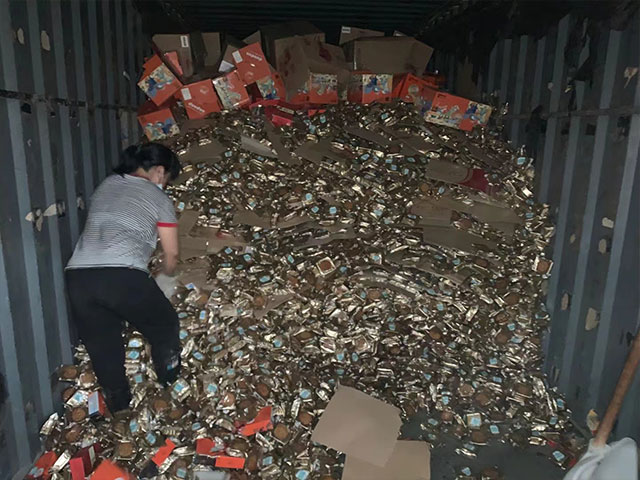 月餅超期回收處置.jpg
